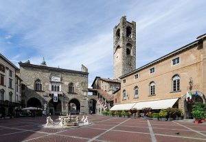 Piazza Vecchia - visitare Bergamo